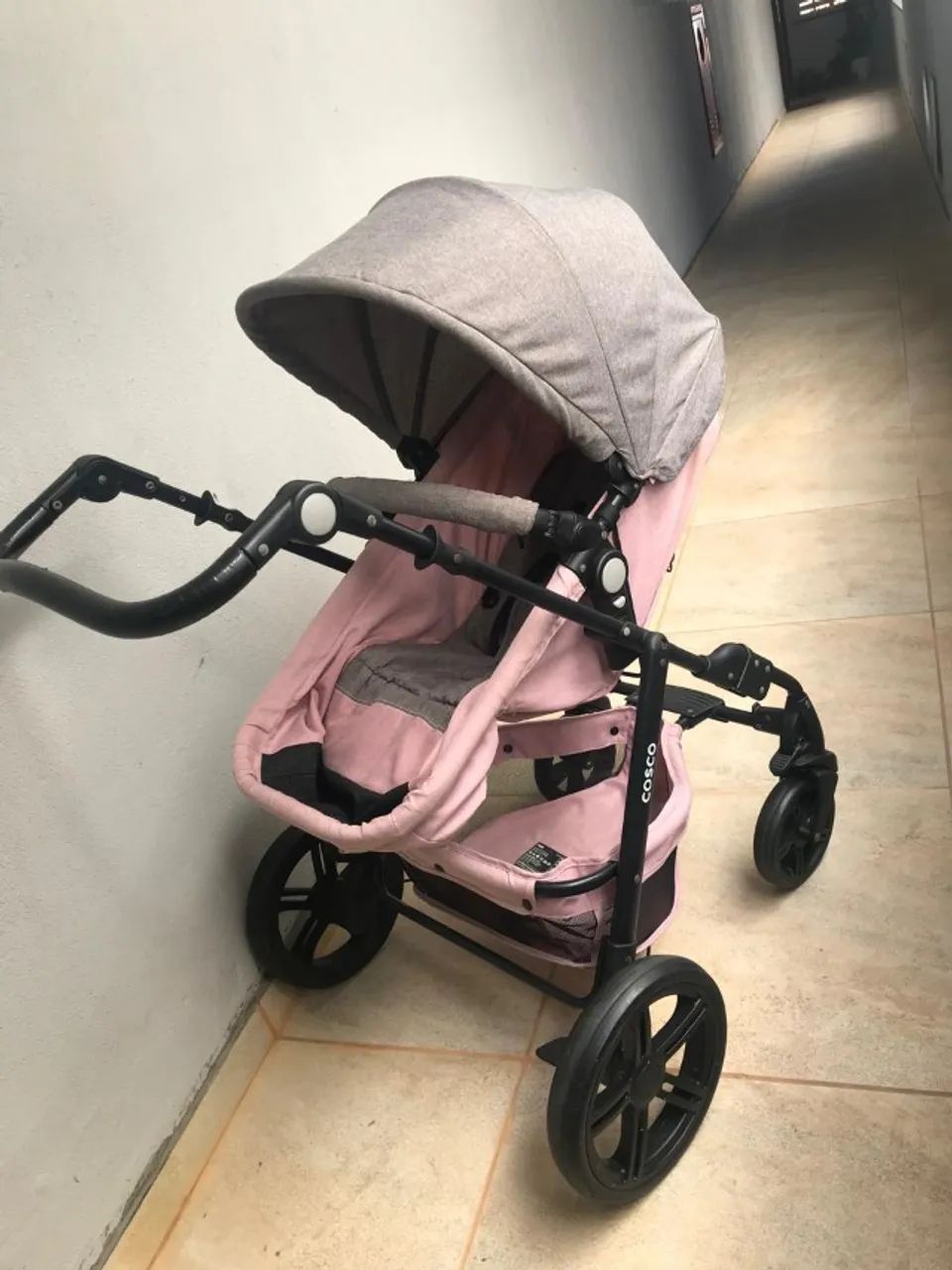 Carrinho de passeio de bebê da Cosco - Foto 3