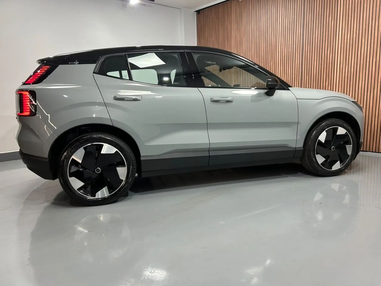 Volvo EX30 E60 Plus (elétrico) 2024 - Foto 3