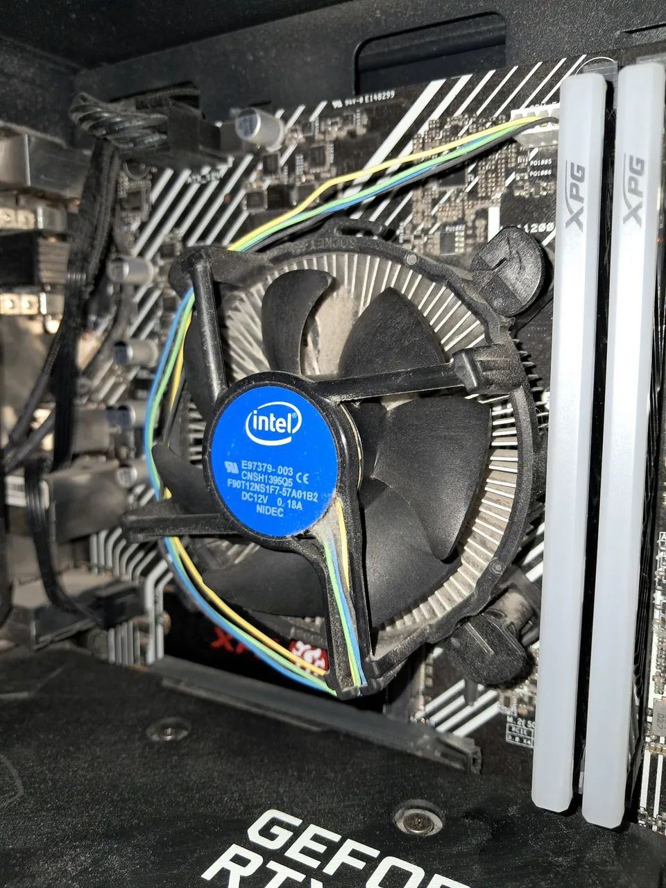 Core i5-10400F H570 マザーボード /クーラー i5 10400f + cooler intel - Peças de Hardware - Mantiqueira, Belo