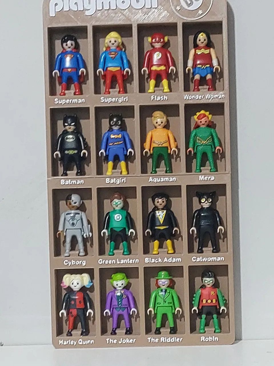 Miniaturas playmobil com expositor - Foto 2