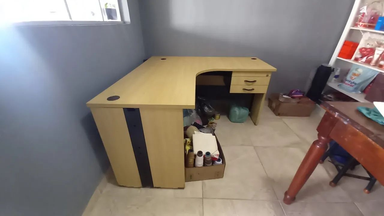 Mesa de escritório 140x140