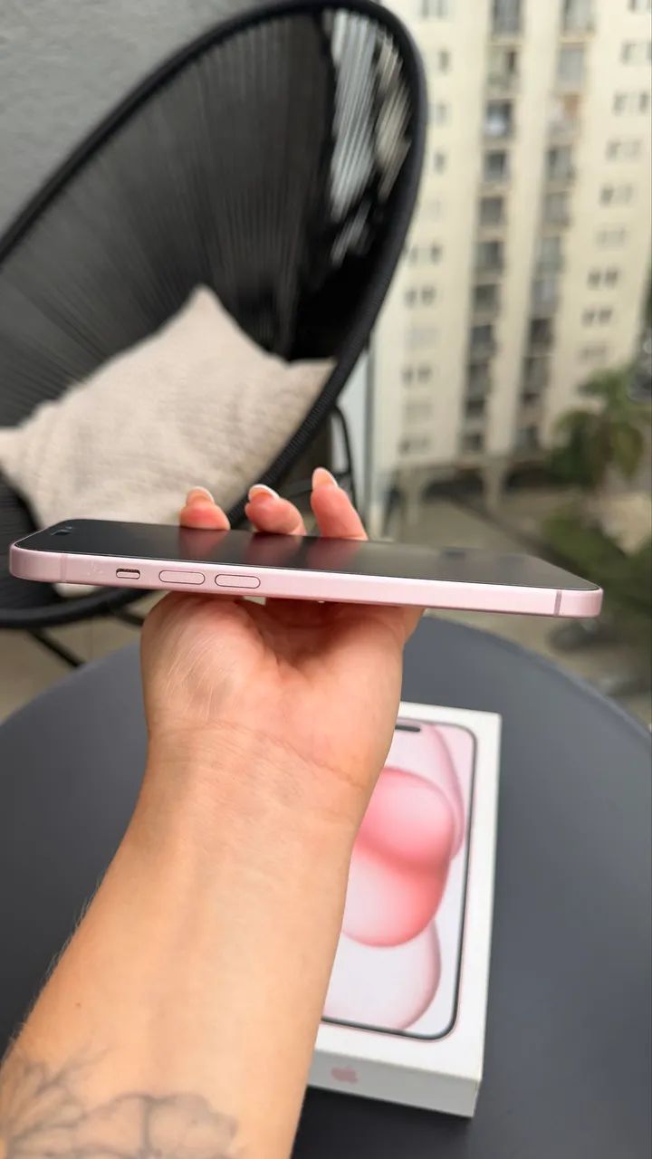 iPhone 15 Plus - 128gb  - Foto 5