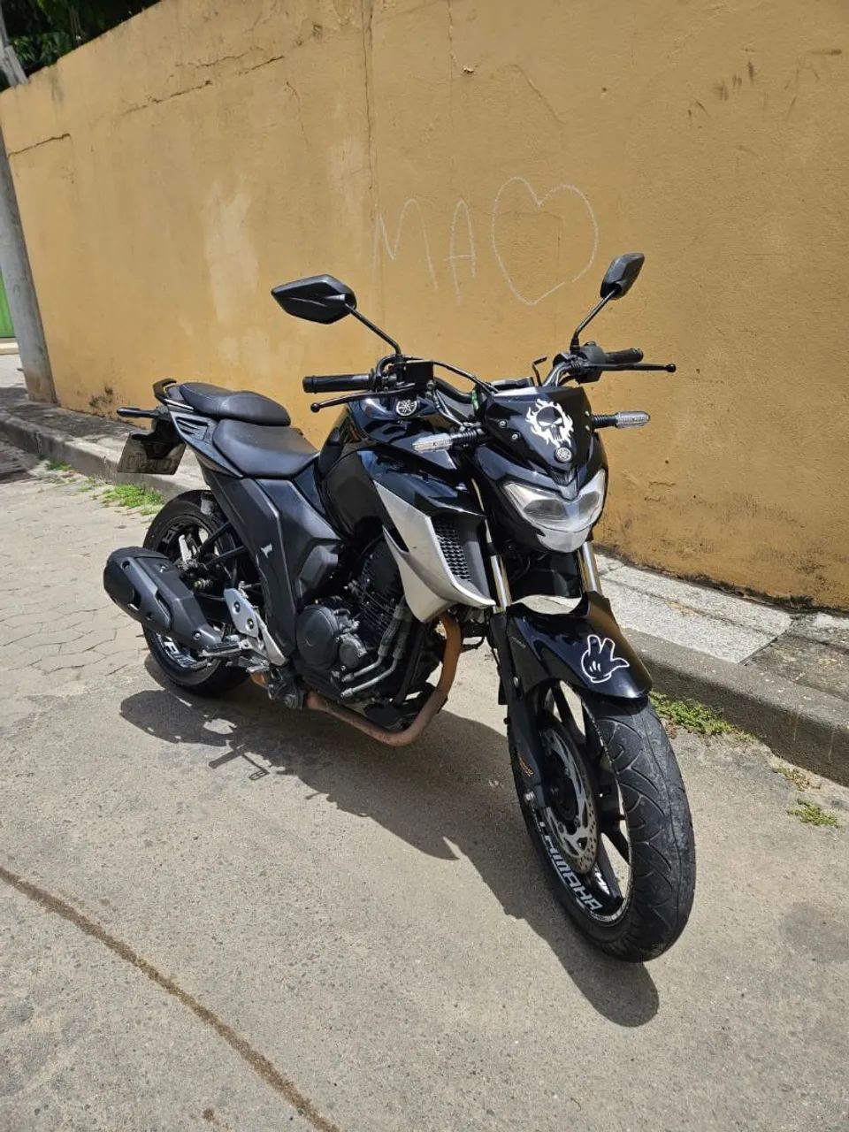 Fazer 250