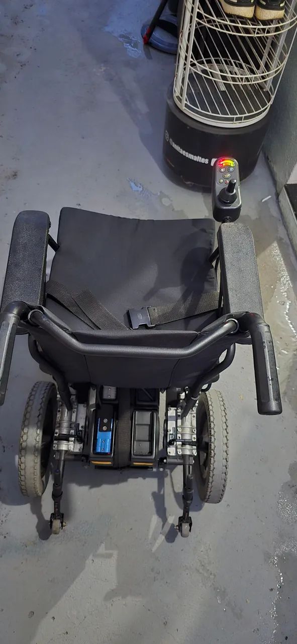 Cadeira de rodas motorizada,  freedom - Foto 5