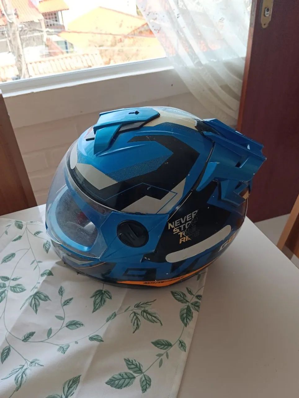 Capacete g8 
