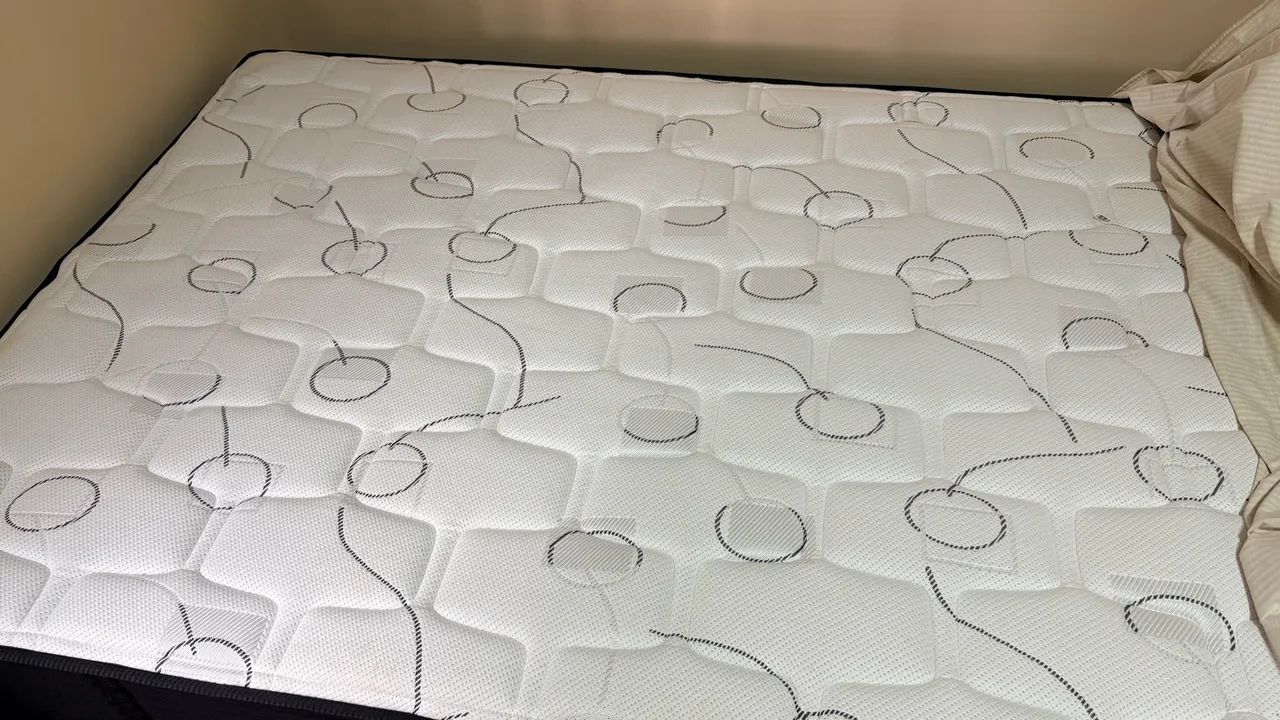 Cama de casal semi nova  - Foto 5