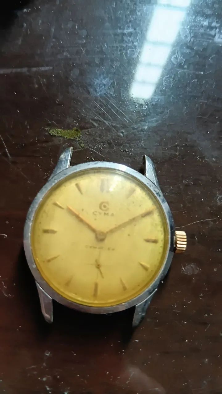 Relógio Cyma