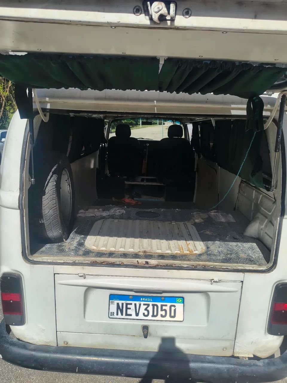 Volkswagen Kombi Standard 1.4 MI Total Flex 8V 2007 - Foto 3