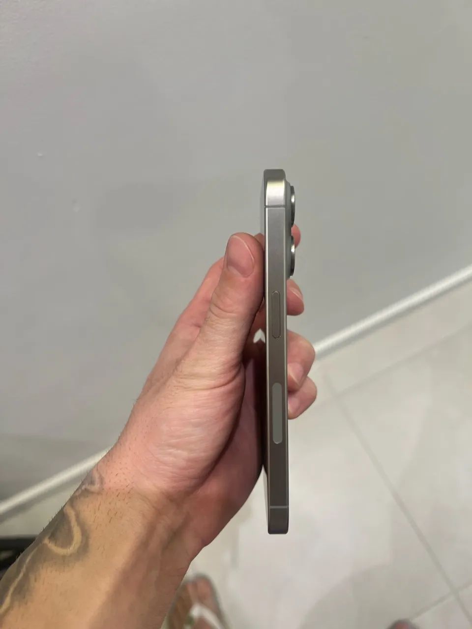 IPHONE 15 PRO 128GB - Foto 4