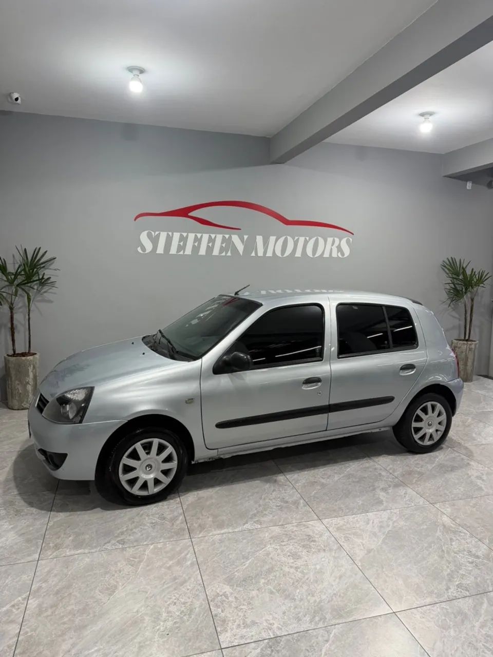 Renault Clio Clio Expression Hi-Flex 1.0 16V 3p 2008