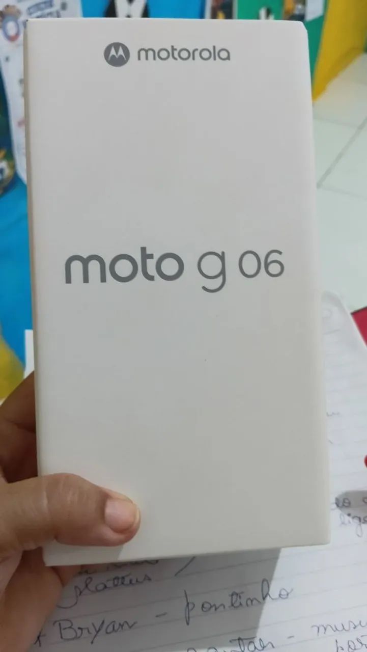 Celular novo na caixa