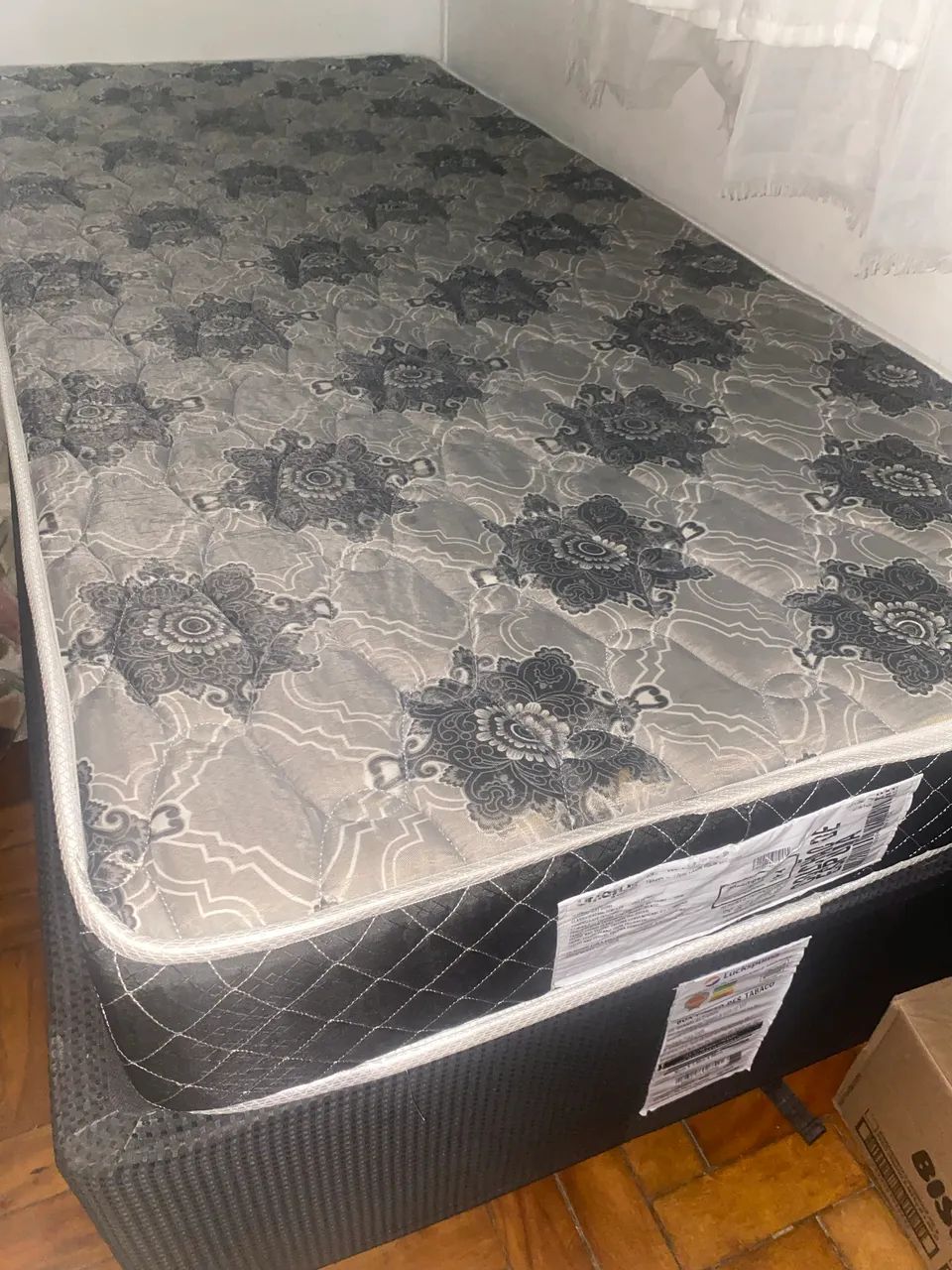 Cama de solteiro 