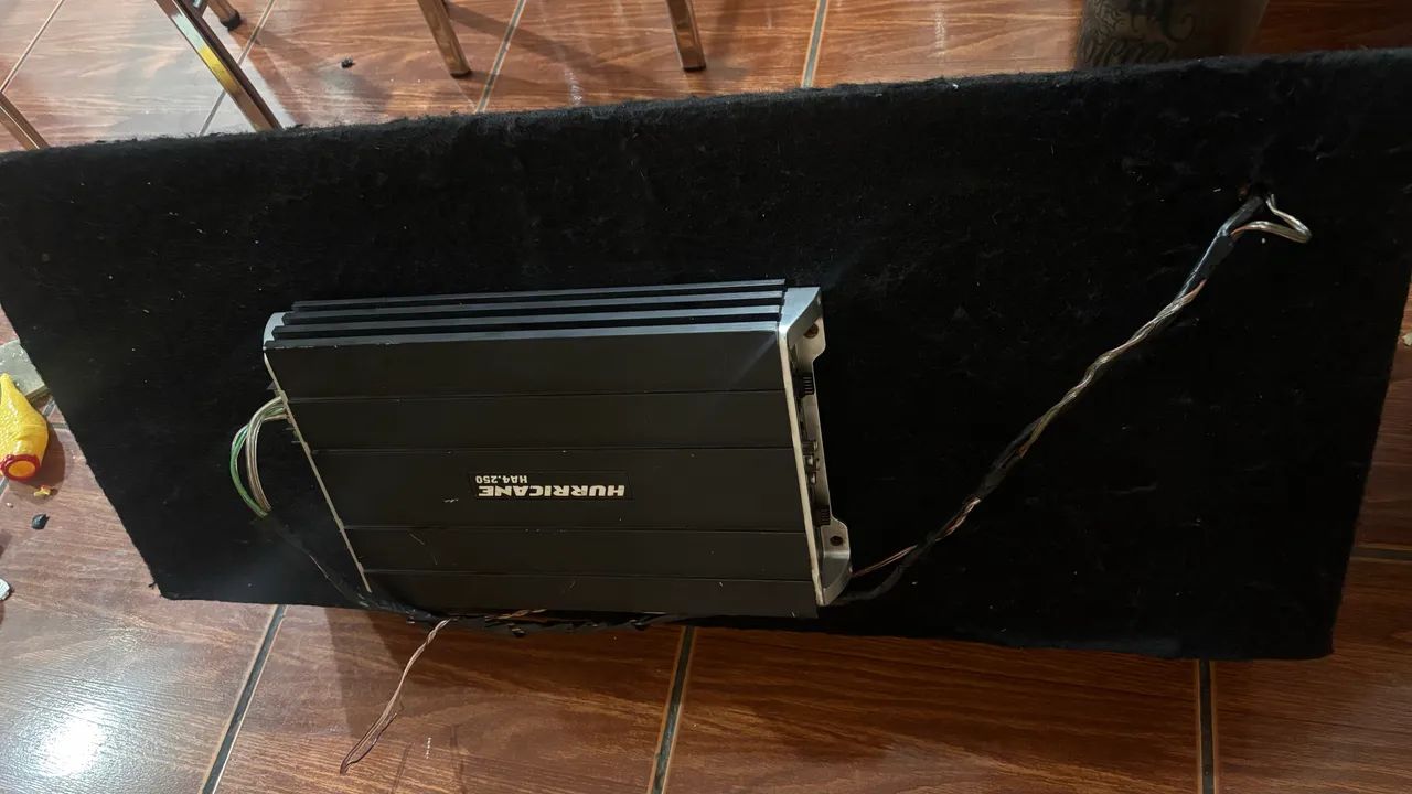 Caixa de som para carro 