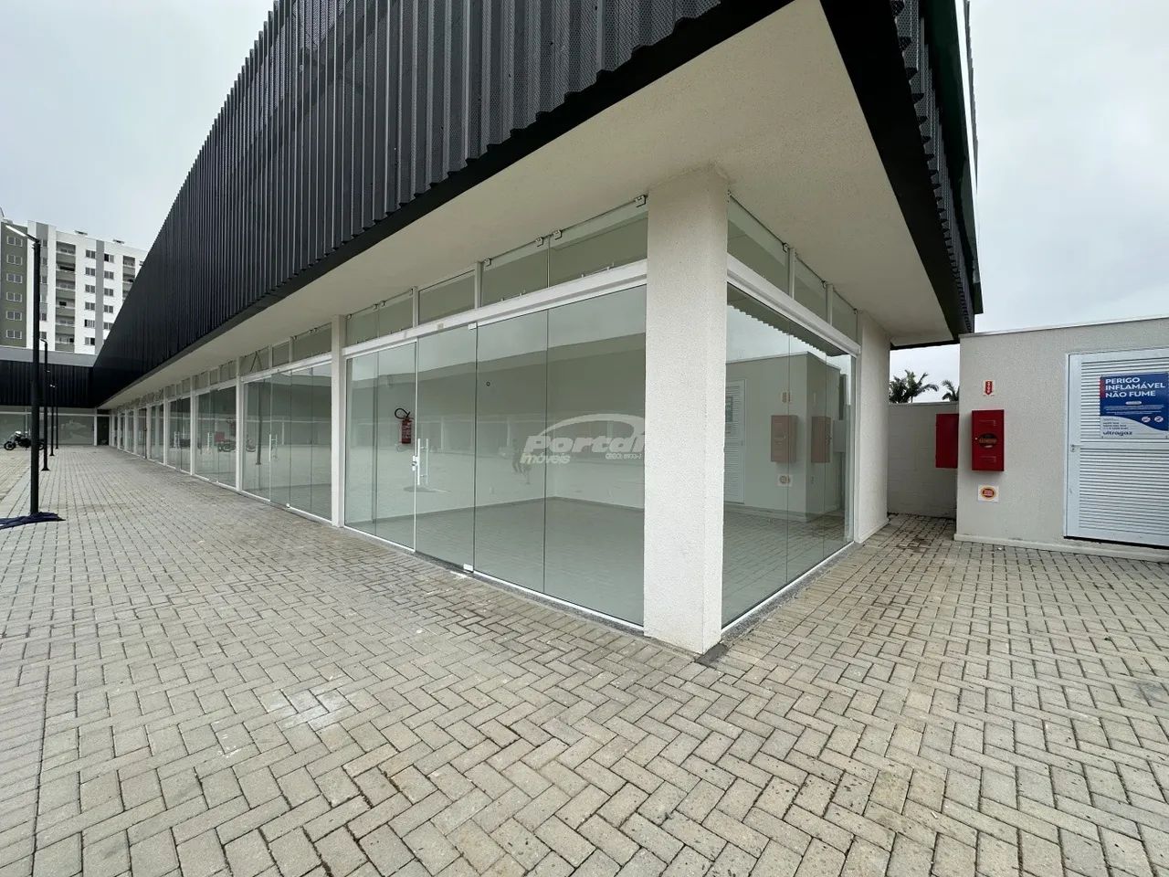 Sala comercial disponível para locação no Centro de Penha/SC. Cod. 24156 - Foto 3