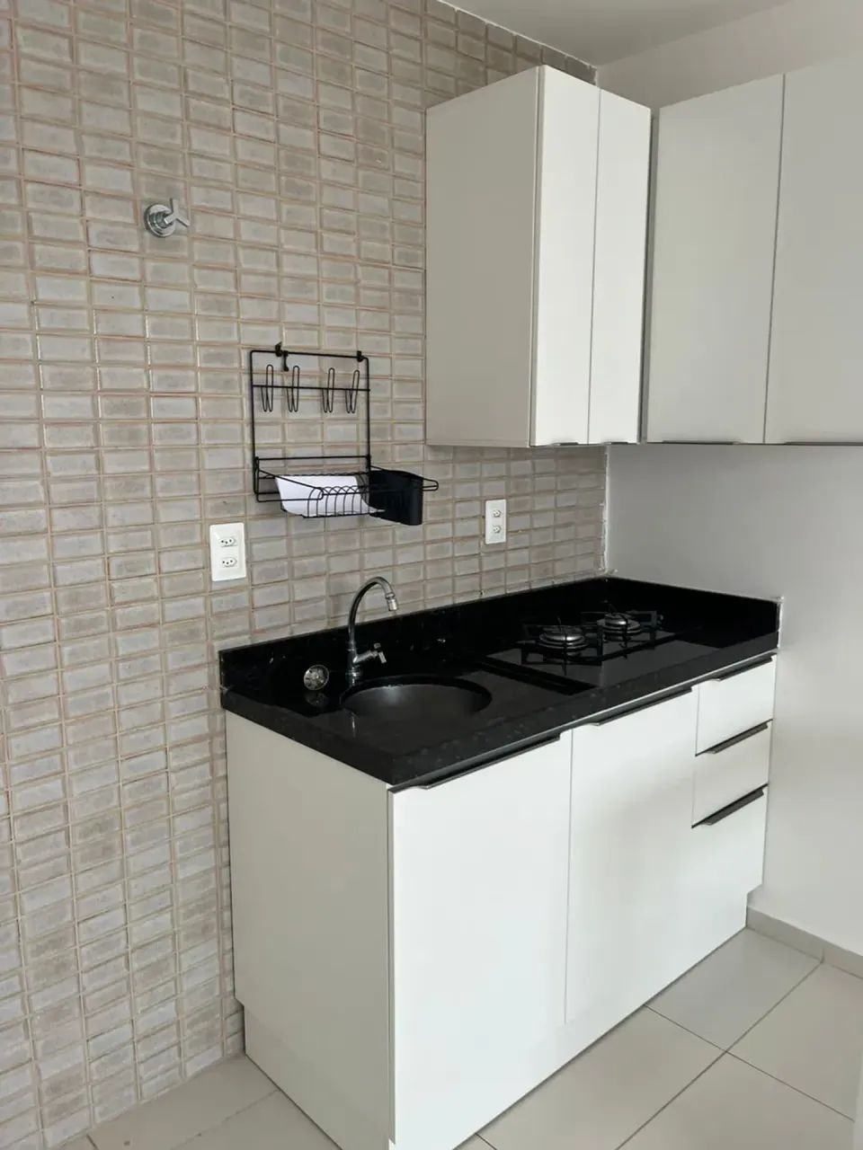 Aluga-se 01 Flat nos Bancários - Foto 5