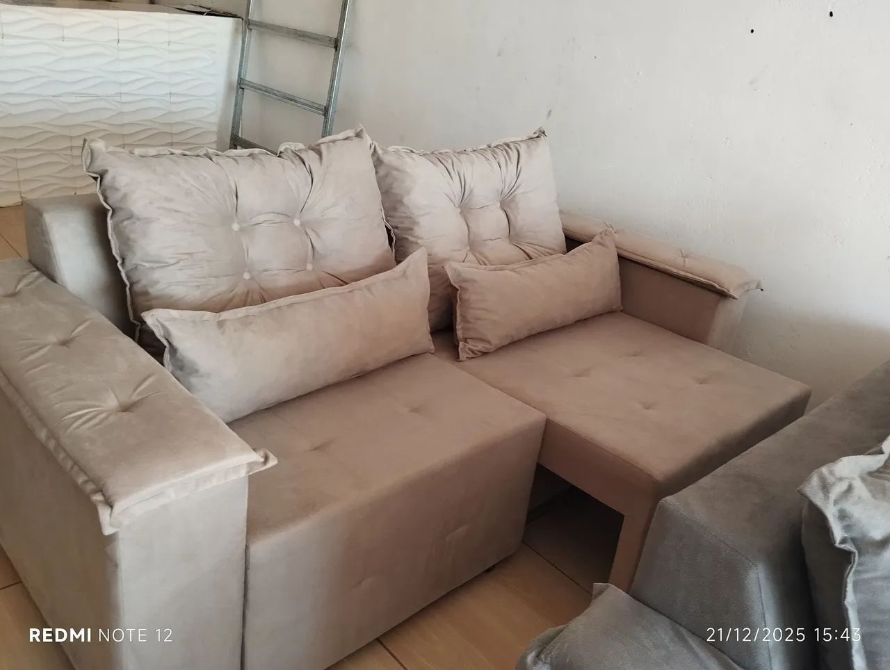Sofá Retrátil de 1.70 de comprimento  - Foto 4