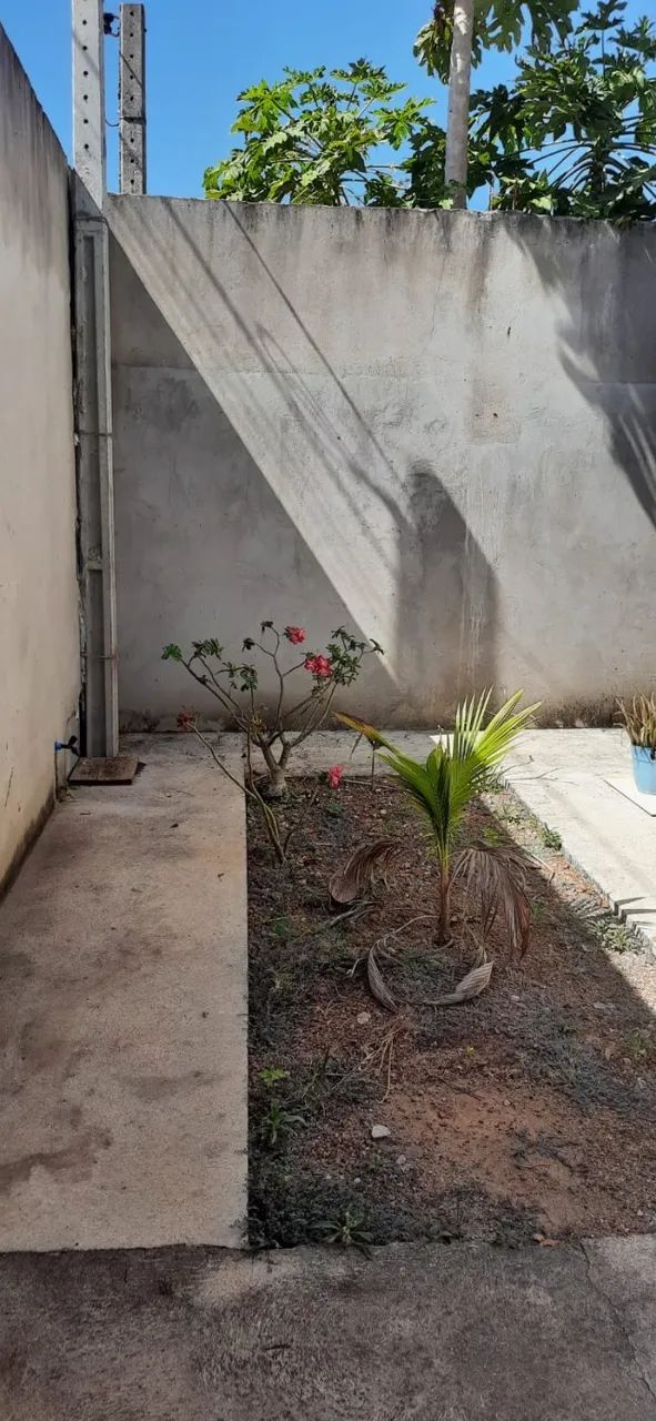 Vendo casa nova com 3 quartos 3 banheiros com varanda e quintal em Gurupi - TO - Foto 2