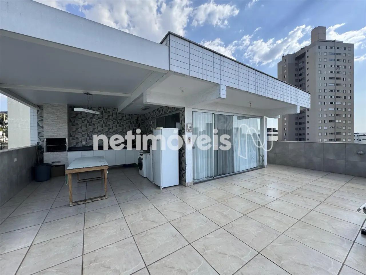 Cobertura 3 quartos com suíte e varanda 163m²; à venda no Castelo!
