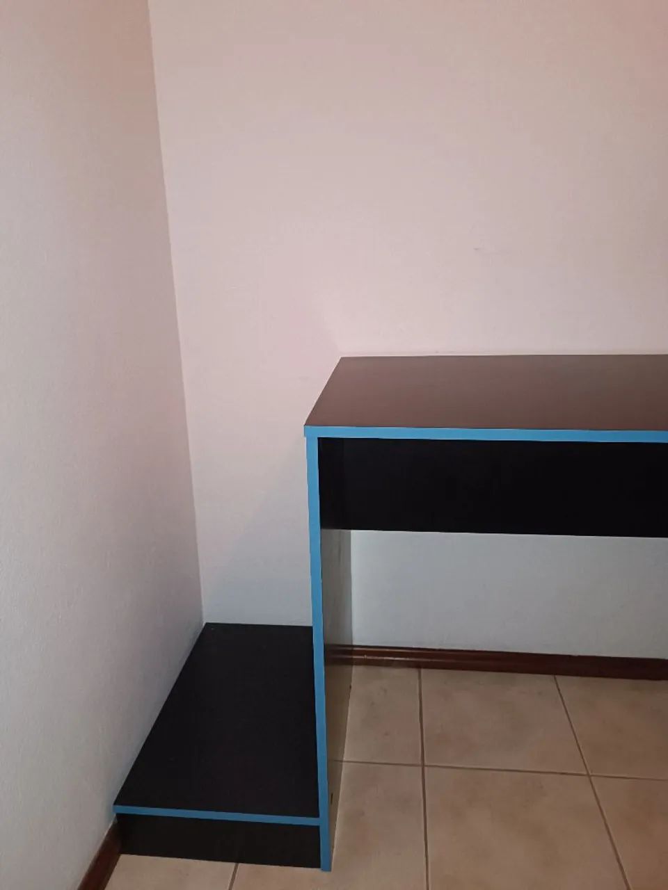 Vende-se mesa gamer 