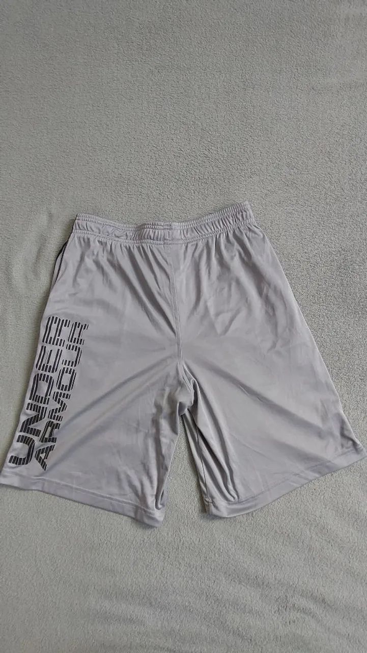 Bermuda Under Armour  - Foto 2