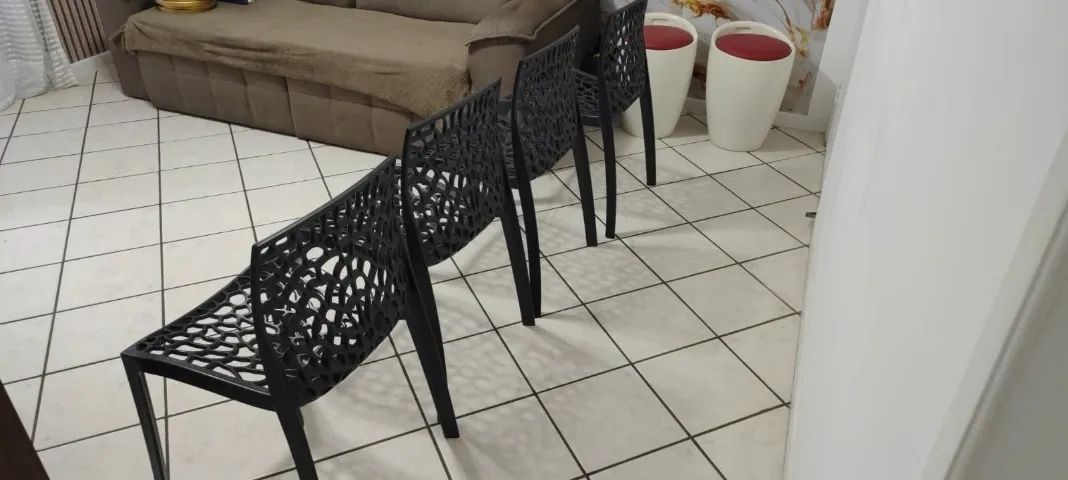 Cadeiras Plásticas modernas - Foto 3