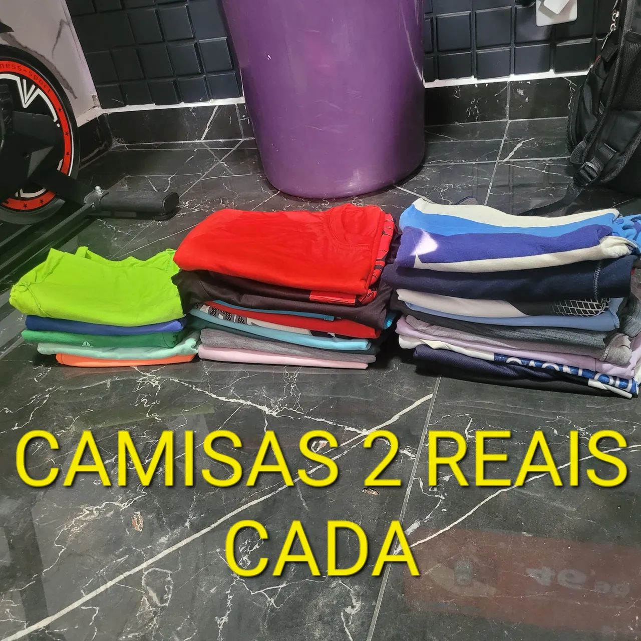 Lote de roupas para brechó 