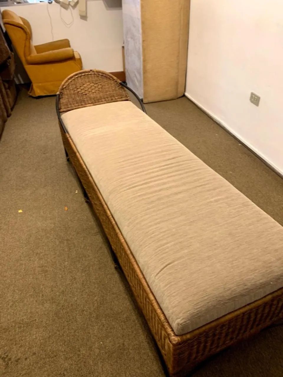 Divã de fibra natural rattan com colchão estofado - Foto 2