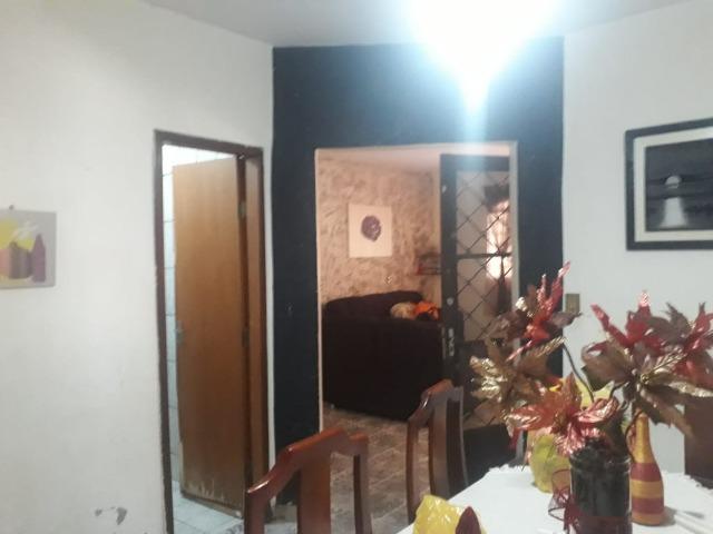 Vendo sobrado em Samambaia em ótima localização, R$ 320 mil - Foto 7