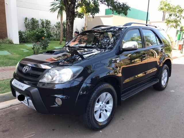 Toyota Hilux Sw4 srv 3.0 4x4 automatica