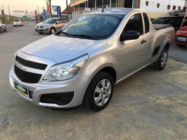 Chevrolet Montana LS2
