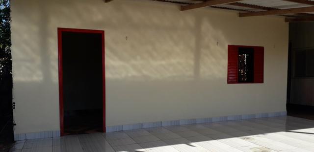 Vende-se uma casa