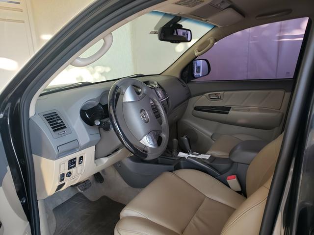 Toyota Hilux SW4 - Foto 8