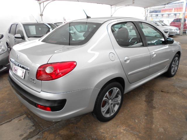 Peugeot 207 passion xr sport 1.4 flex 2010/2011 completo revisado lacrado - Foto 6
