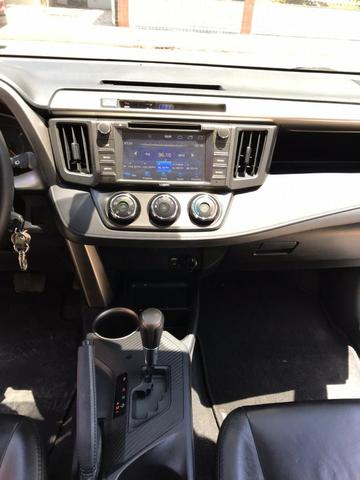 Toyota RAV4 2.0 Automatica 2014/14 Completa - Foto 12