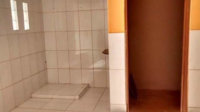 Casa 3 quartos, ótima referência, recém reformada - Foto 12