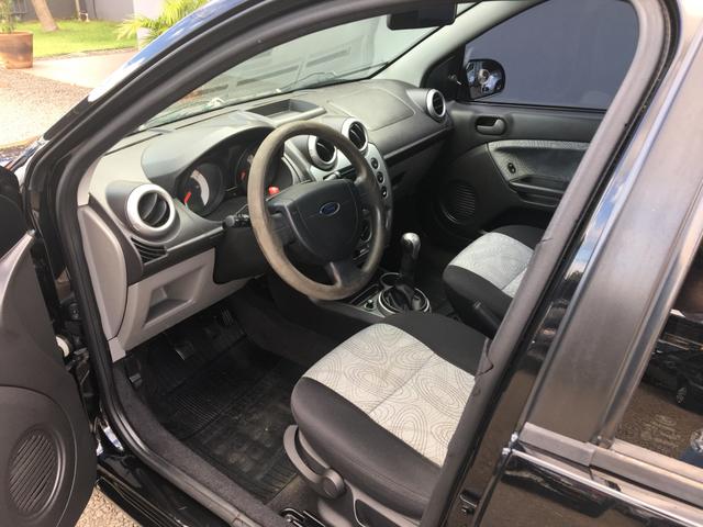 Fiesta Sedan 1.6 2009/2010 - Foto 9