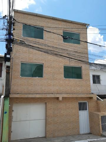Prédio em Tabatinga-Camaragibe com Apartamentos e Ponto Comercial