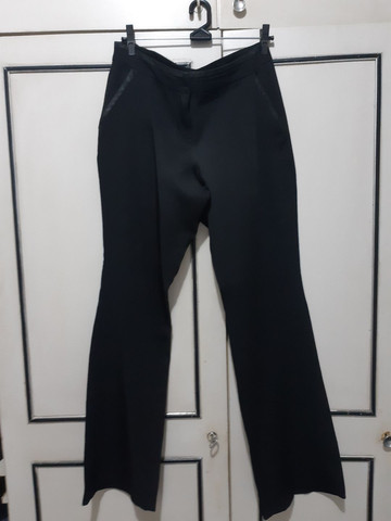 calça pantalona na marisa