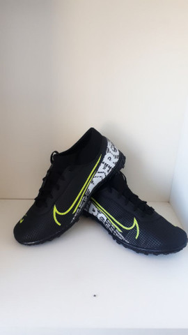 society nike botinha