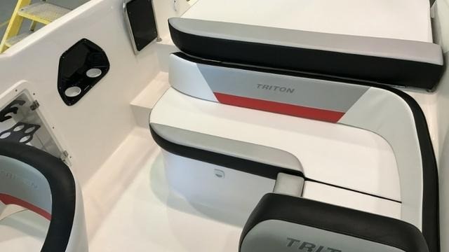 Lancha Triton 230 Open - (23 pés) - Ñ fs/nx/Focker/Armati - Foto 4