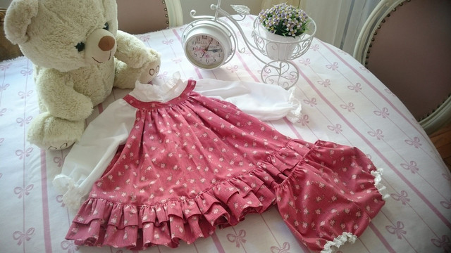 Vestido PARA boneca antiga Amiguinha FEITO  - Foto 3