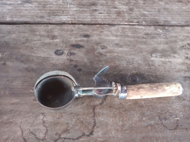 Colher sorveteiro antiga  - Foto 3