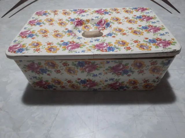 Sopera com tampa Porcelana Mauá retangular. Antiga. 