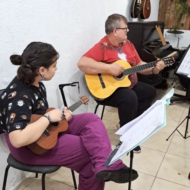 Aulas de violão - teclado - guitarra - Canto - Cavaco - Ukulele - Algarve (Alvorada)