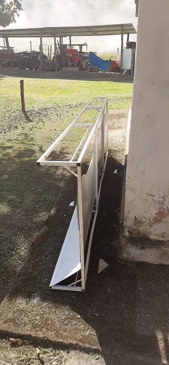 Estrutura de painel para lona iluminada em Taubaté. - Foto 3