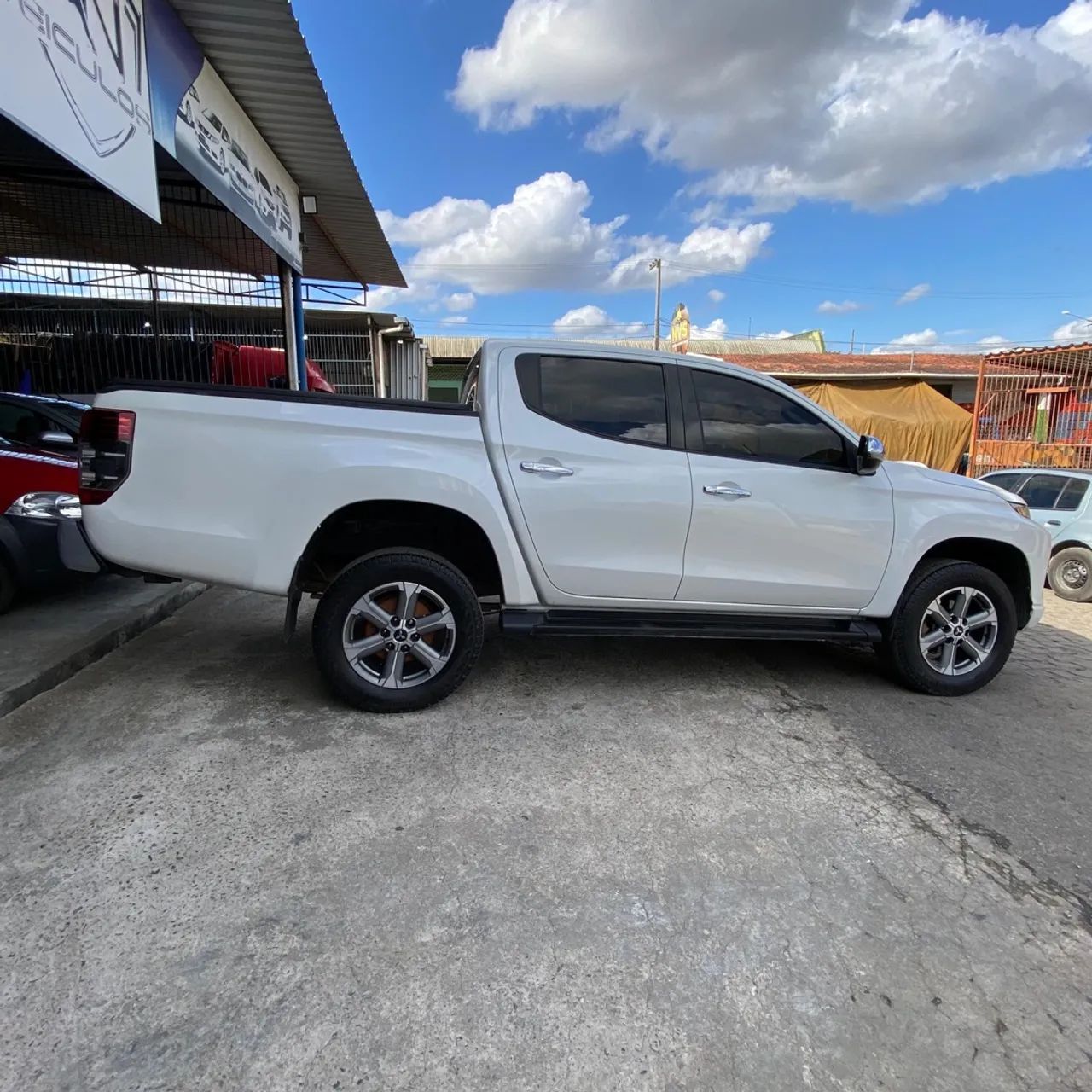 L200 Triton HPE SPORT // 2022 muito bem conservada  - Foto 5