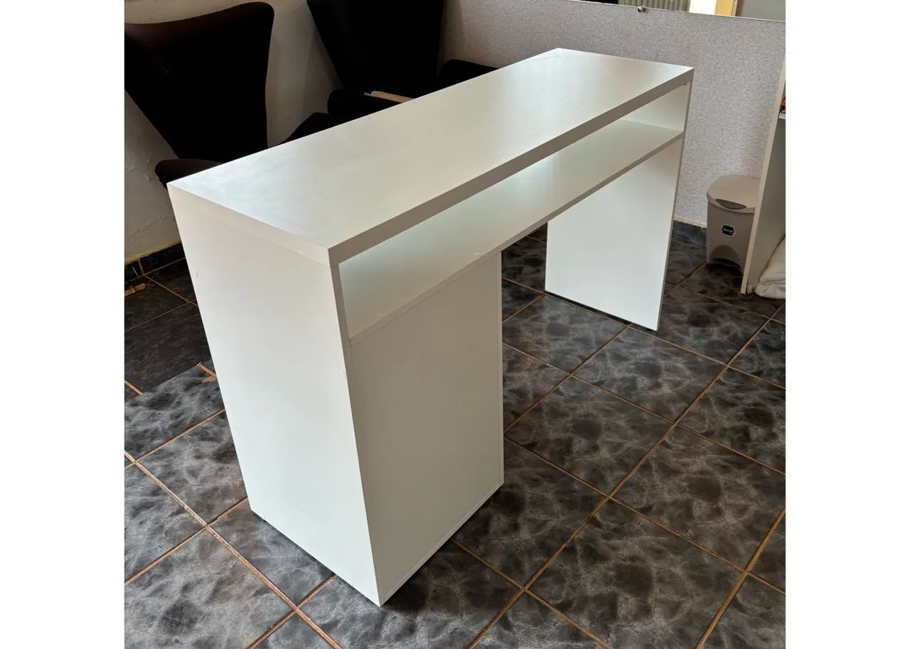 Manicure Table469173614780108805