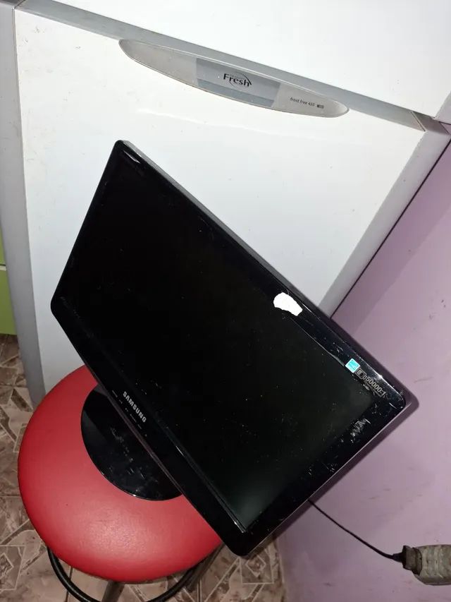 Monitor 19 polegadas  LCD Samsung  - Foto 4