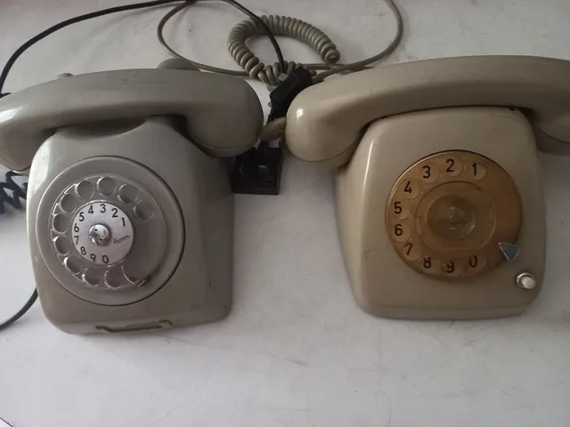 2 telefone antigo