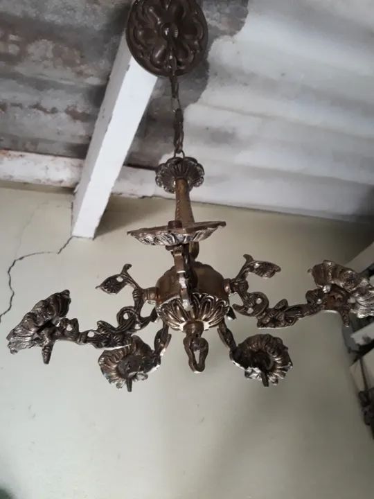 lustre em bronze estilo 5 braços - Foto 4